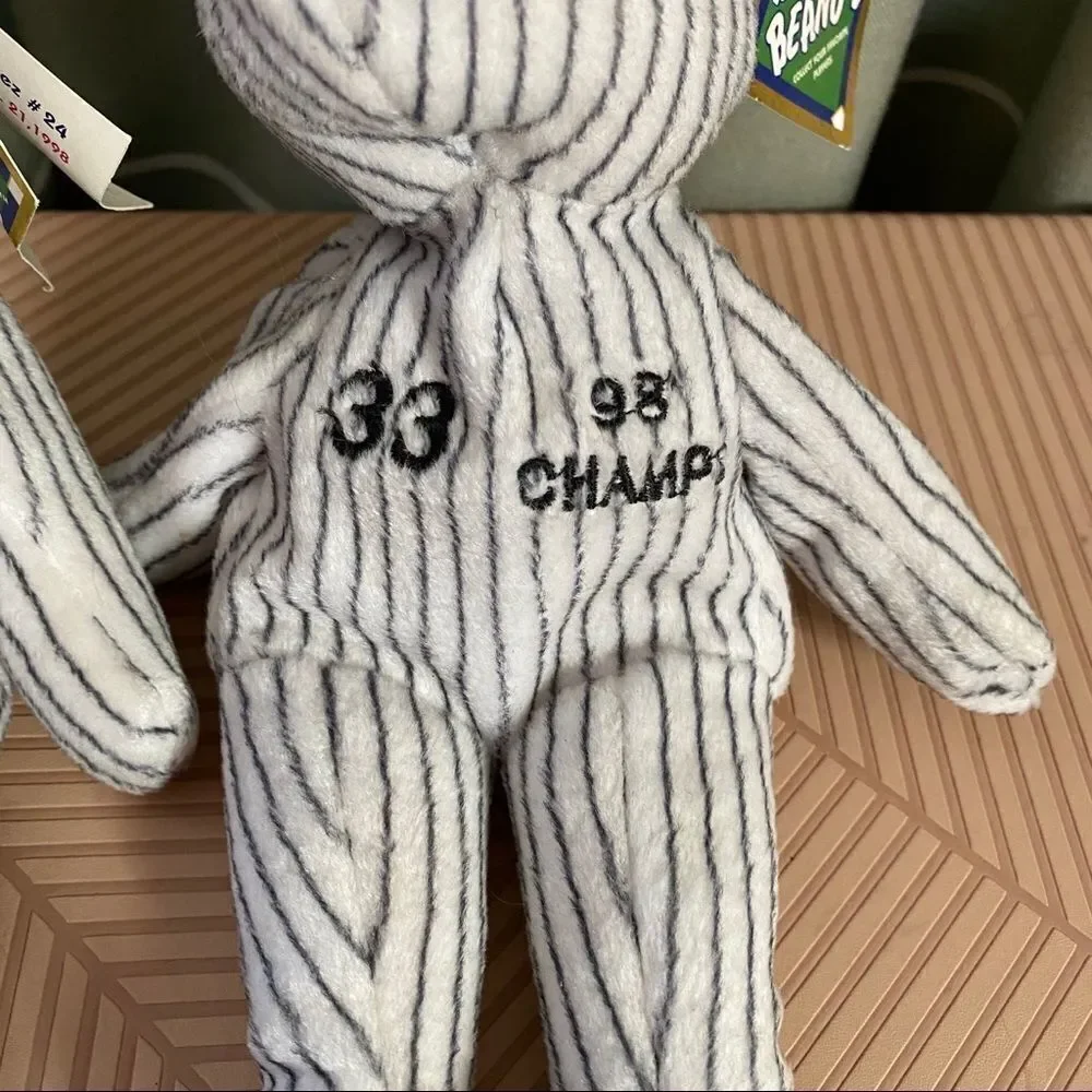 Bamm Beano's Stuffed Bears 24 Martinez & 33 Wells with Tags 1998 Striped White